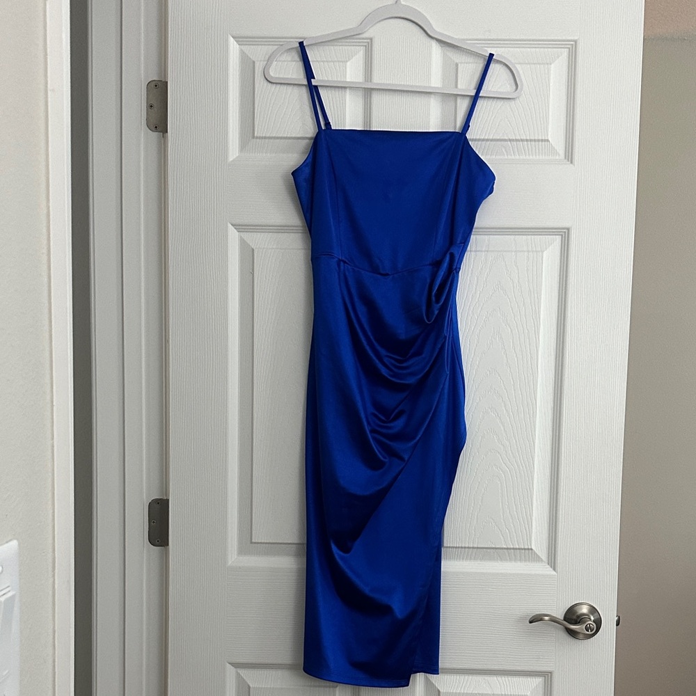 Elegant Blue Spaghetti Strap Dress